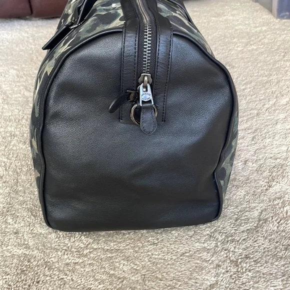 Coach Gotham Duffle Bag Camo Canvas Green Blue - Picture 11 of 16